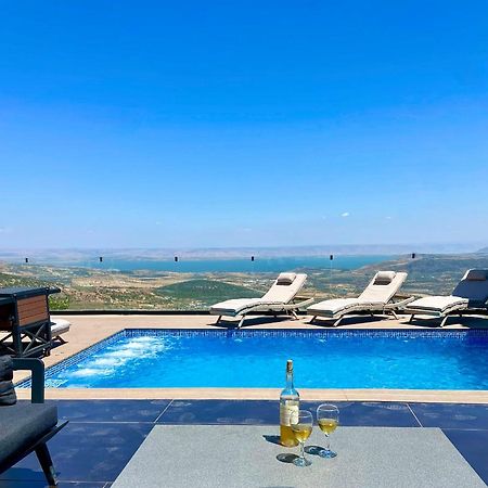 Galilee Hills - Resort & Suites Maghār Exteriör bild