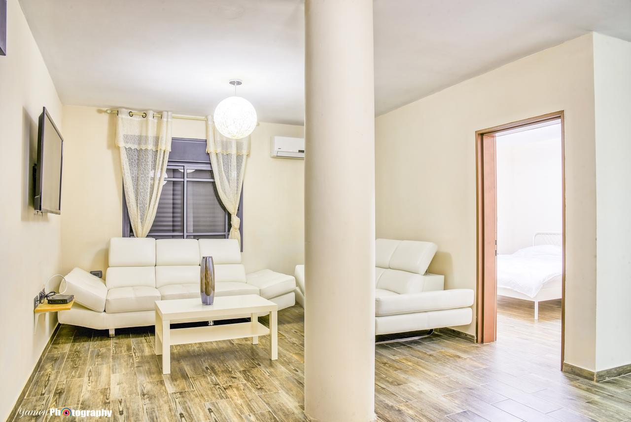 Galilee Hills - Resort & Suites Maghār Exteriör bild